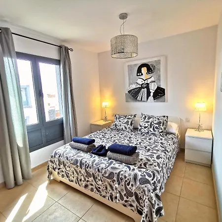 Zinnia Tatil Evi Playa Blanca